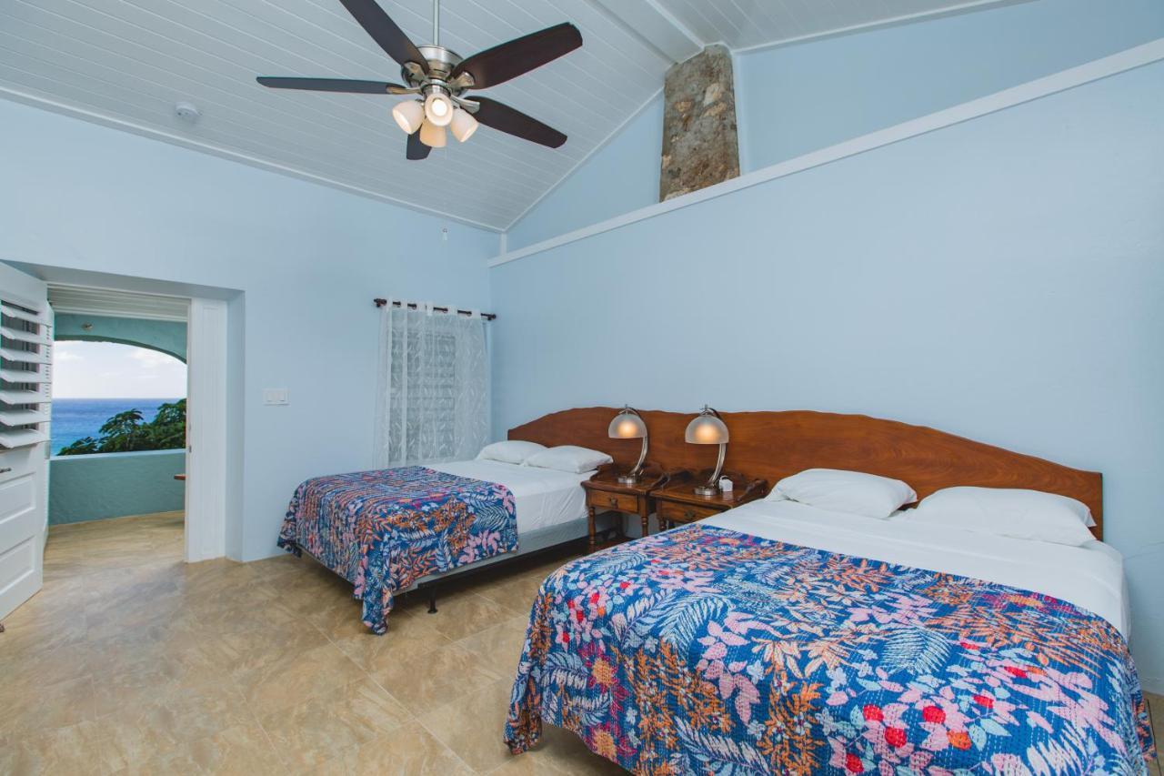 Feather Leaf Inn Frederiksted Buitenkant foto